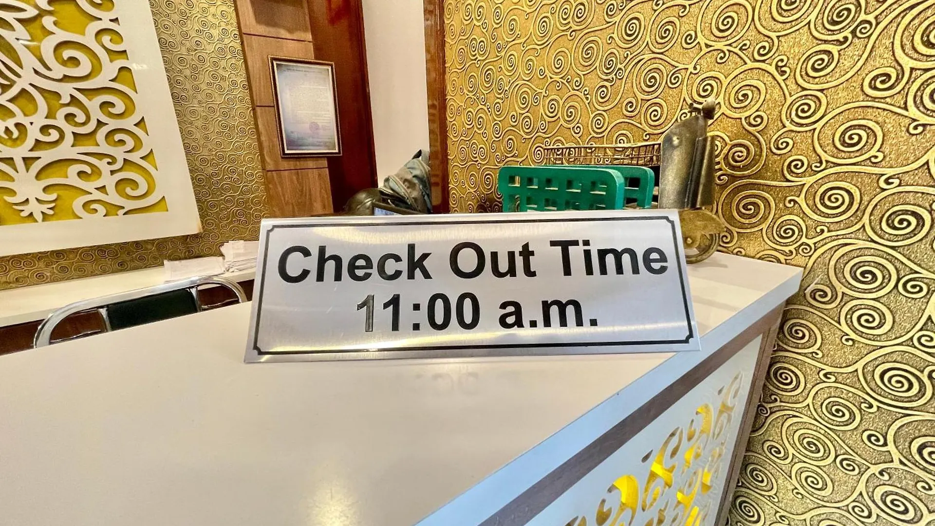 Hotel Janaki ! Varanasi ! होटल जानकी - హోటల్ జానకి Fully-Air-Conditioned-Hotel Family-Friendly-Hotel, Near-Kashi-Vishwanath-Temple And Ganga Ghat 4*,  印度